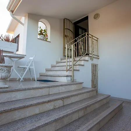 Monte Longu 3br2ba With Garden Hotell *
