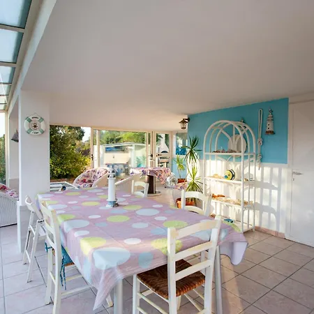 Monte Longu 3br2ba With Garden